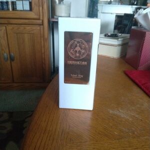 Yubari King Men's Grooming Treatment - White and Brown